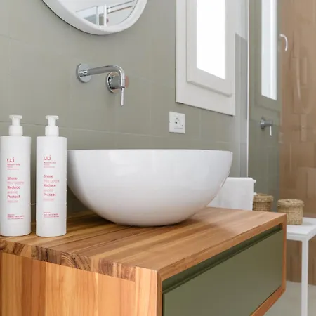 Unico Art Decor ゲストハウス 3*