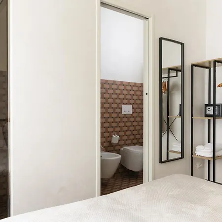 ゲストハウス Unico Art Decor 3*