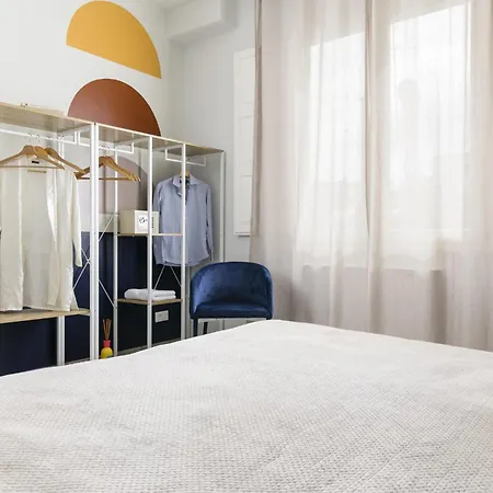 Unico Art Decor ゲストハウス オストゥーニ