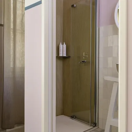 Konukevi Unico Art Decor